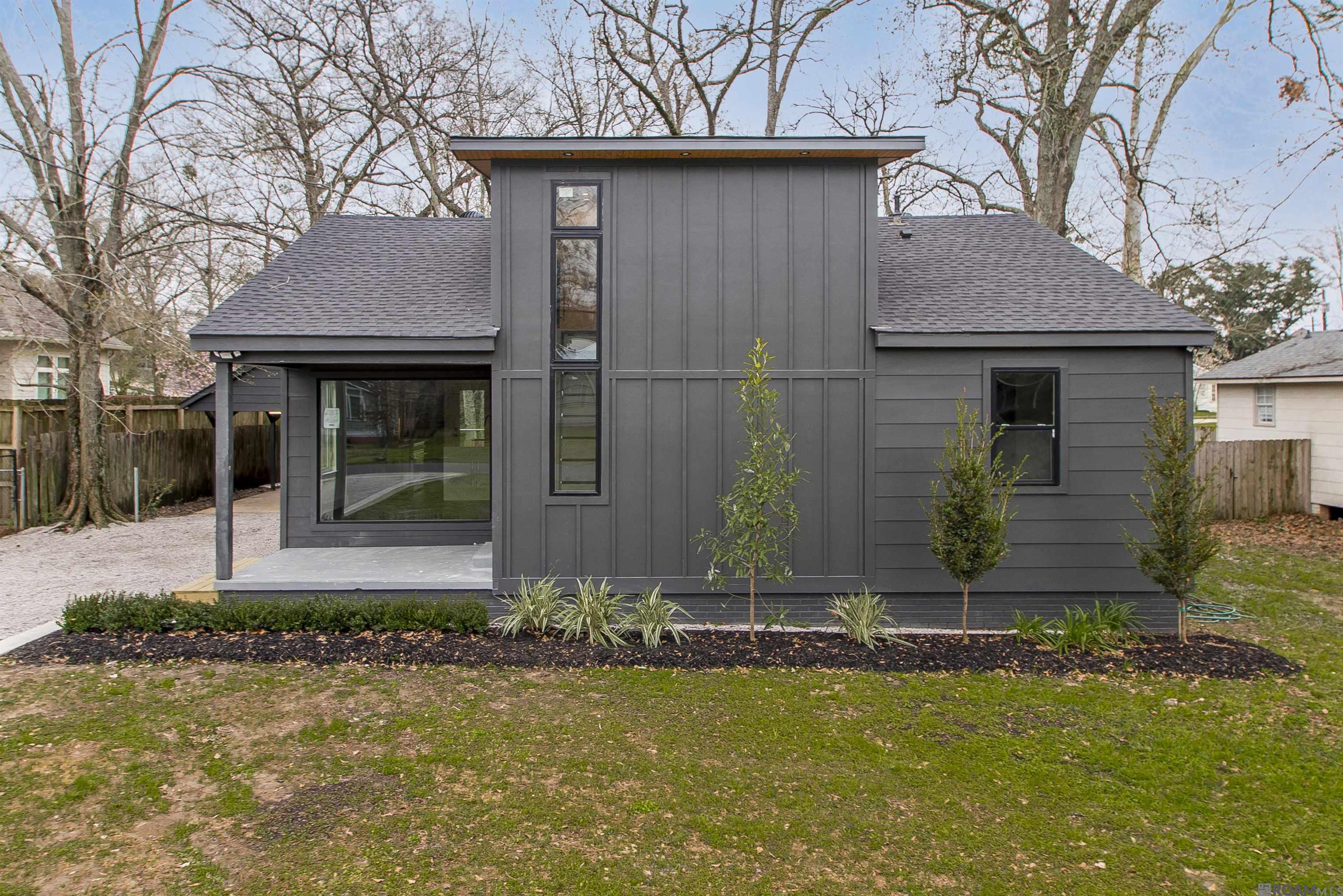 2054 Edinburgh Ave, Baton Rouge, Louisiana image 1