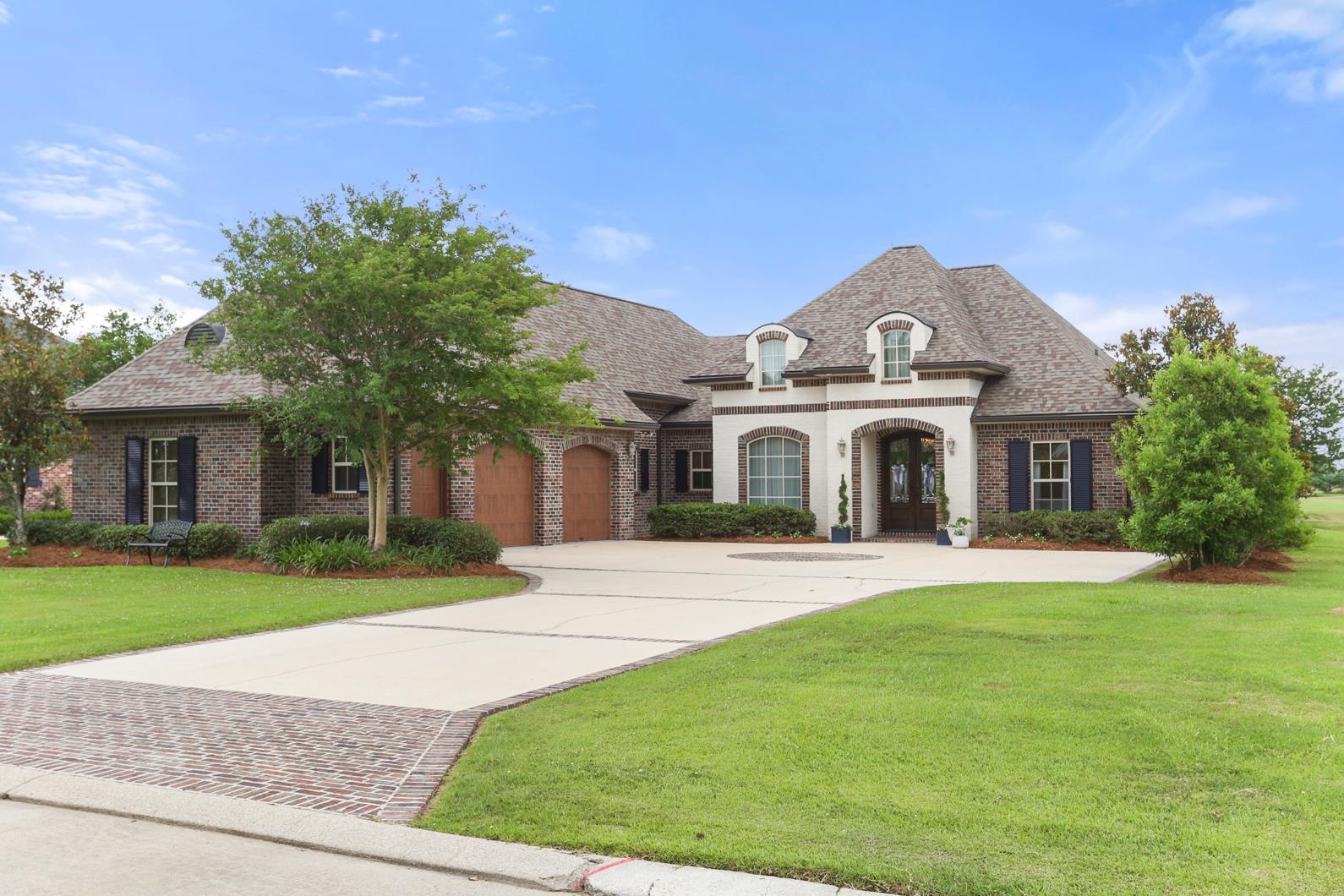 266 La Tour Boulevard, Mathews, Louisiana image 1