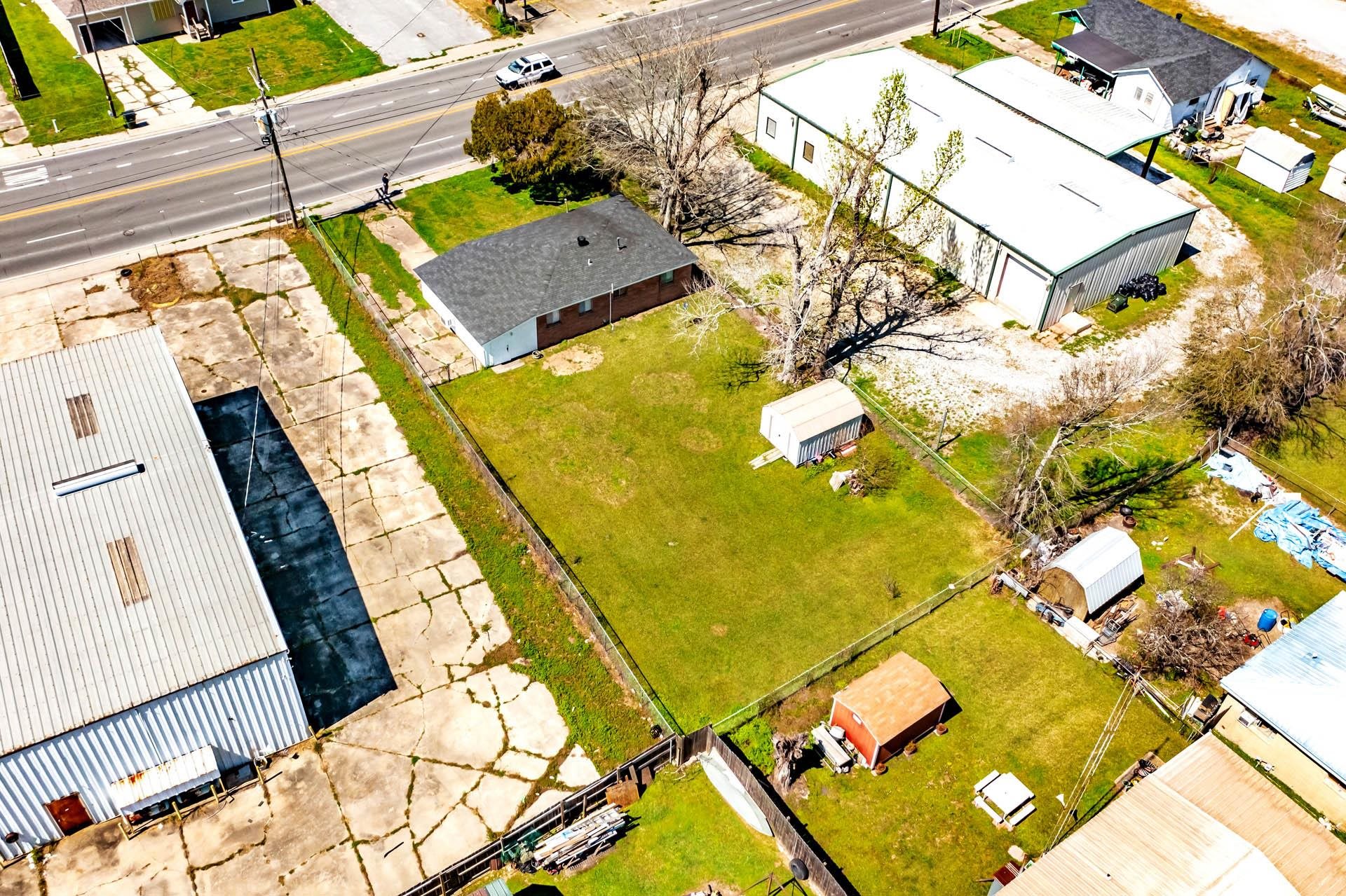 303 Howard Ave, Houma, Louisiana image 4