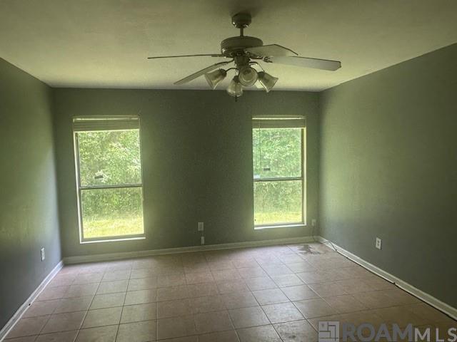 23904 Springhill Dr, Denham Springs, Louisiana image 2