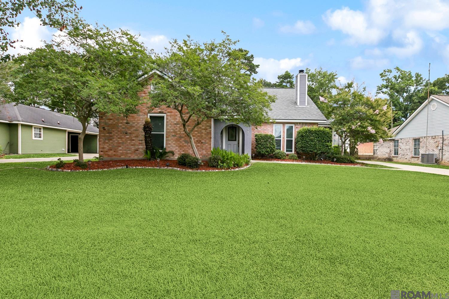 1545 Weeping Willow Dr