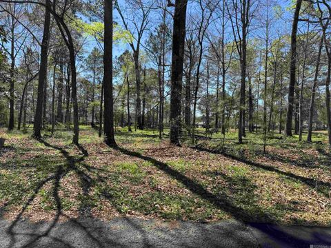 Vacant Land For Sale - 3995 White Oak Alley<br/> Saint Francisville, LA 70775