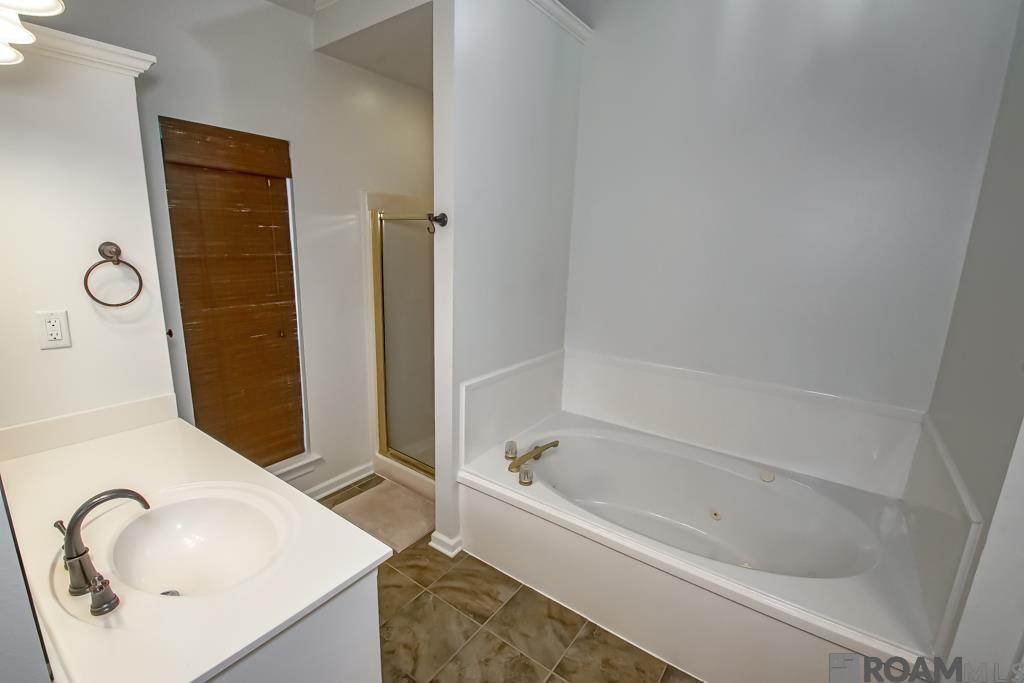 5104 Creek Valley Dr, Zachary, Louisiana image 24
