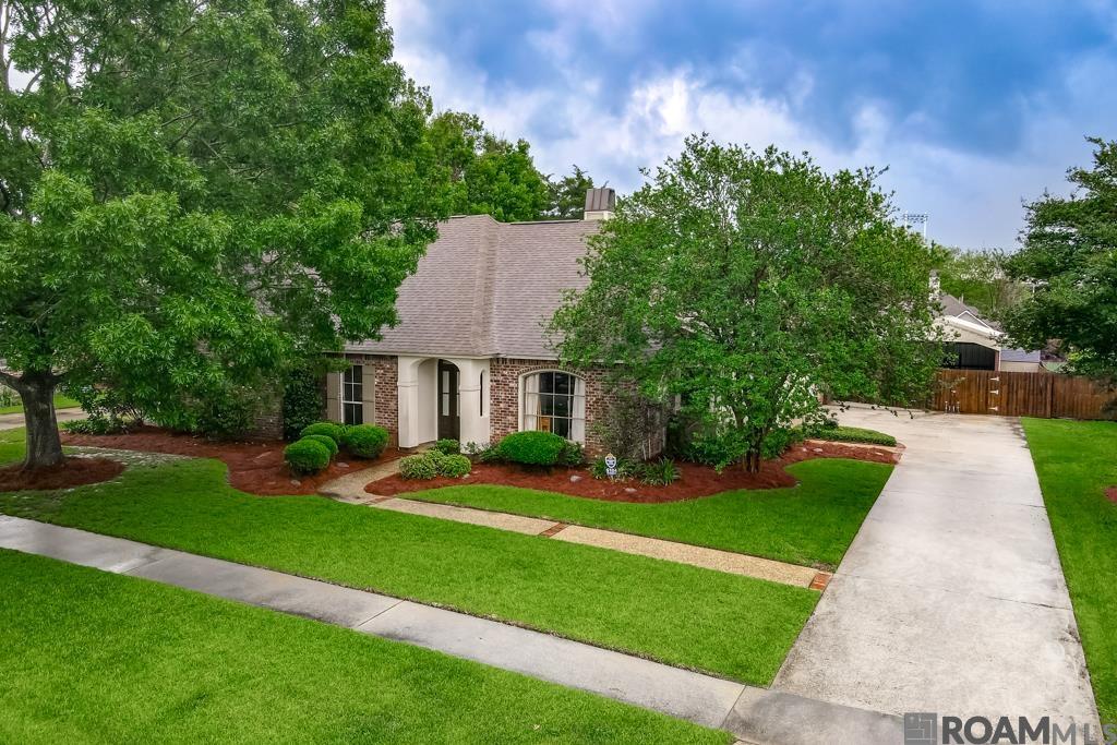 5104 Creek Valley Dr, Zachary, Louisiana image 2