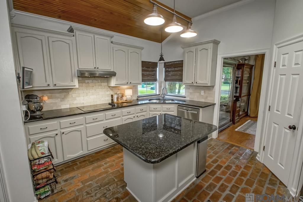 5104 Creek Valley Dr, Zachary, Louisiana image 11