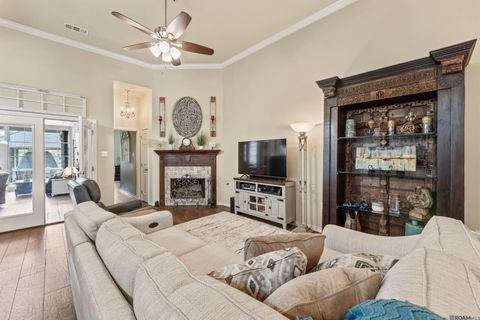 Homes For Sale - 21161 Waterfront East Dr<br/> Maurepas, LA 70449