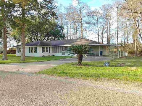 Homes For Sale - 6008 Fordoche Rd<br/> Fordoche, LA 70732