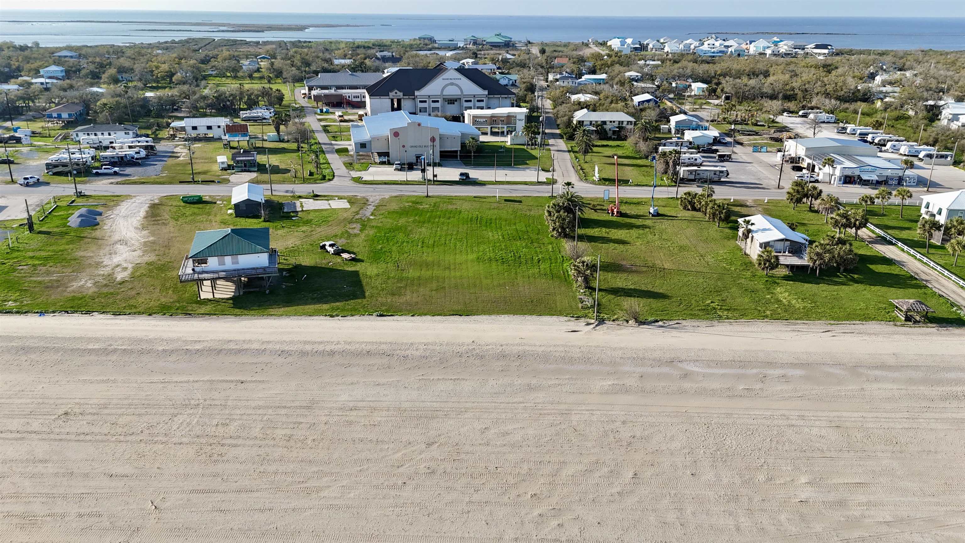 3098 Highway 1, Grand Isle, Louisiana image 4