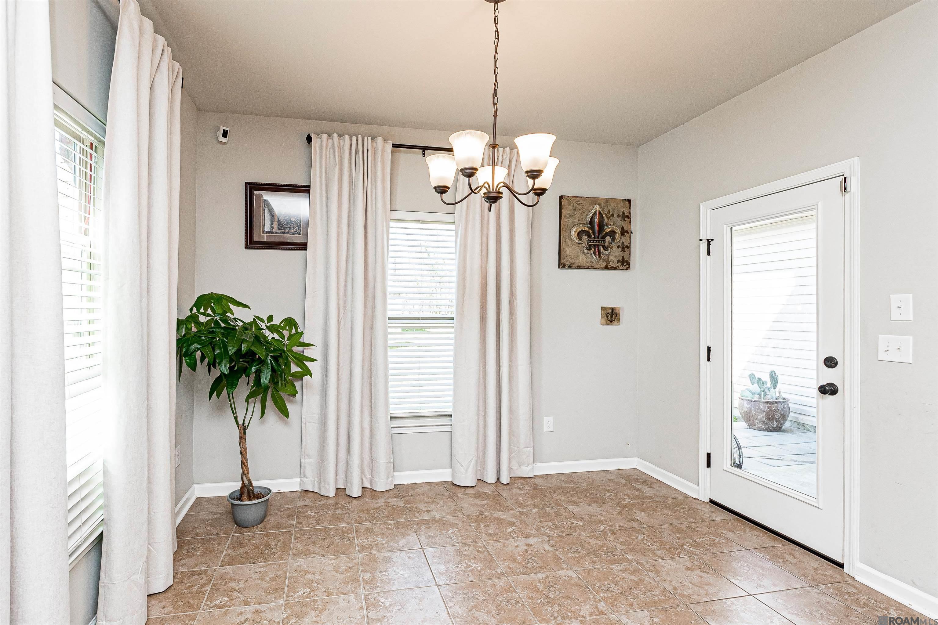 23101 Arcwood Dr, Denham Springs, Louisiana image 6