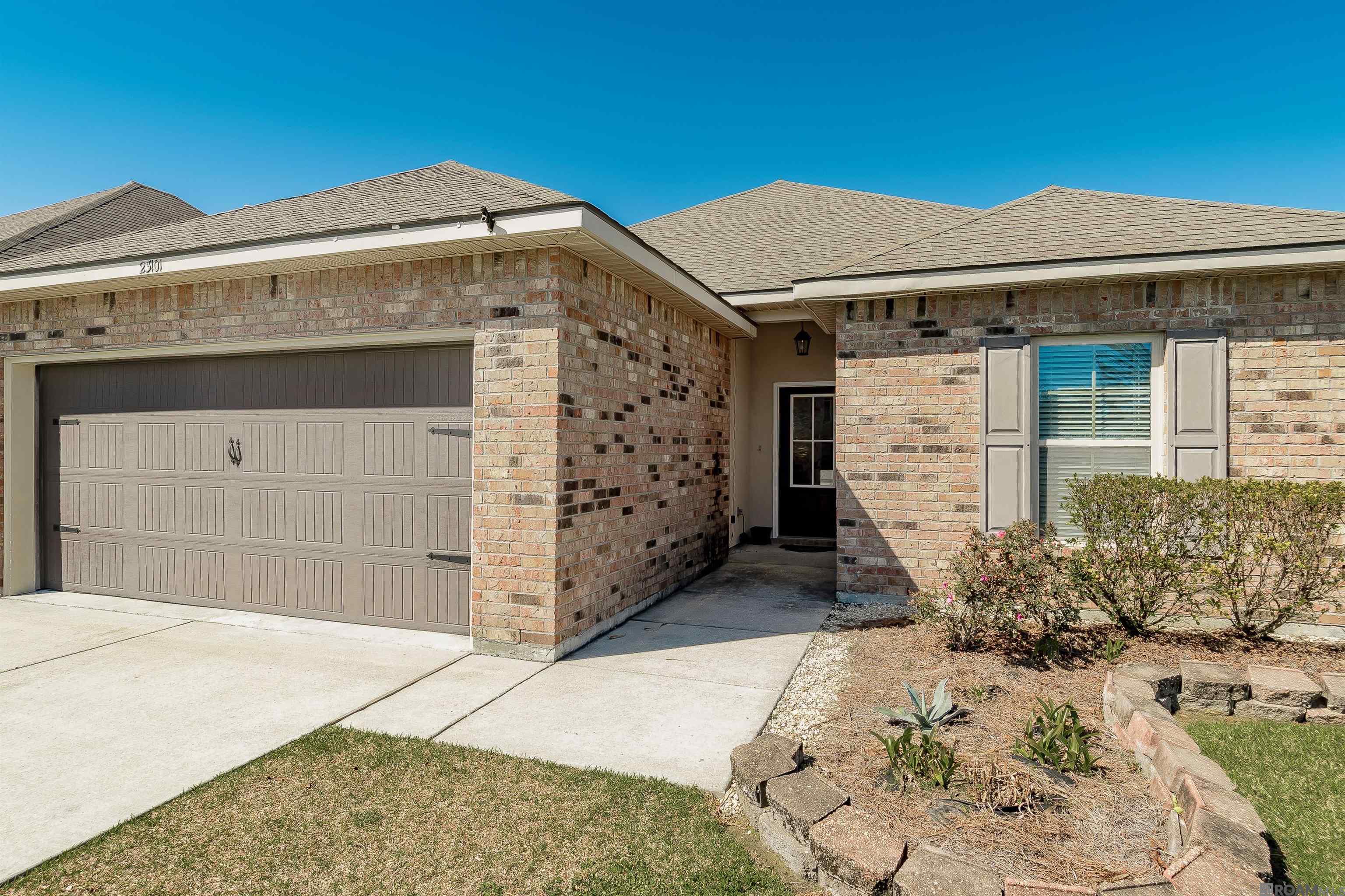 23101 Arcwood Dr, Denham Springs, Louisiana image 3