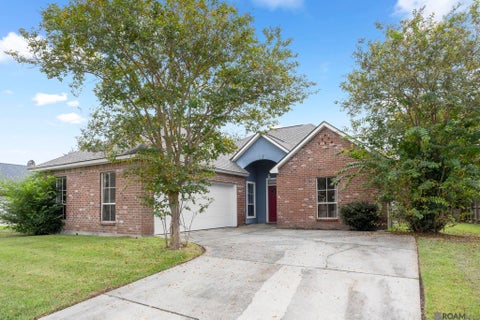 Homes For Sale - 313 Allan Dr<br/> Baton Rouge, LA 70815