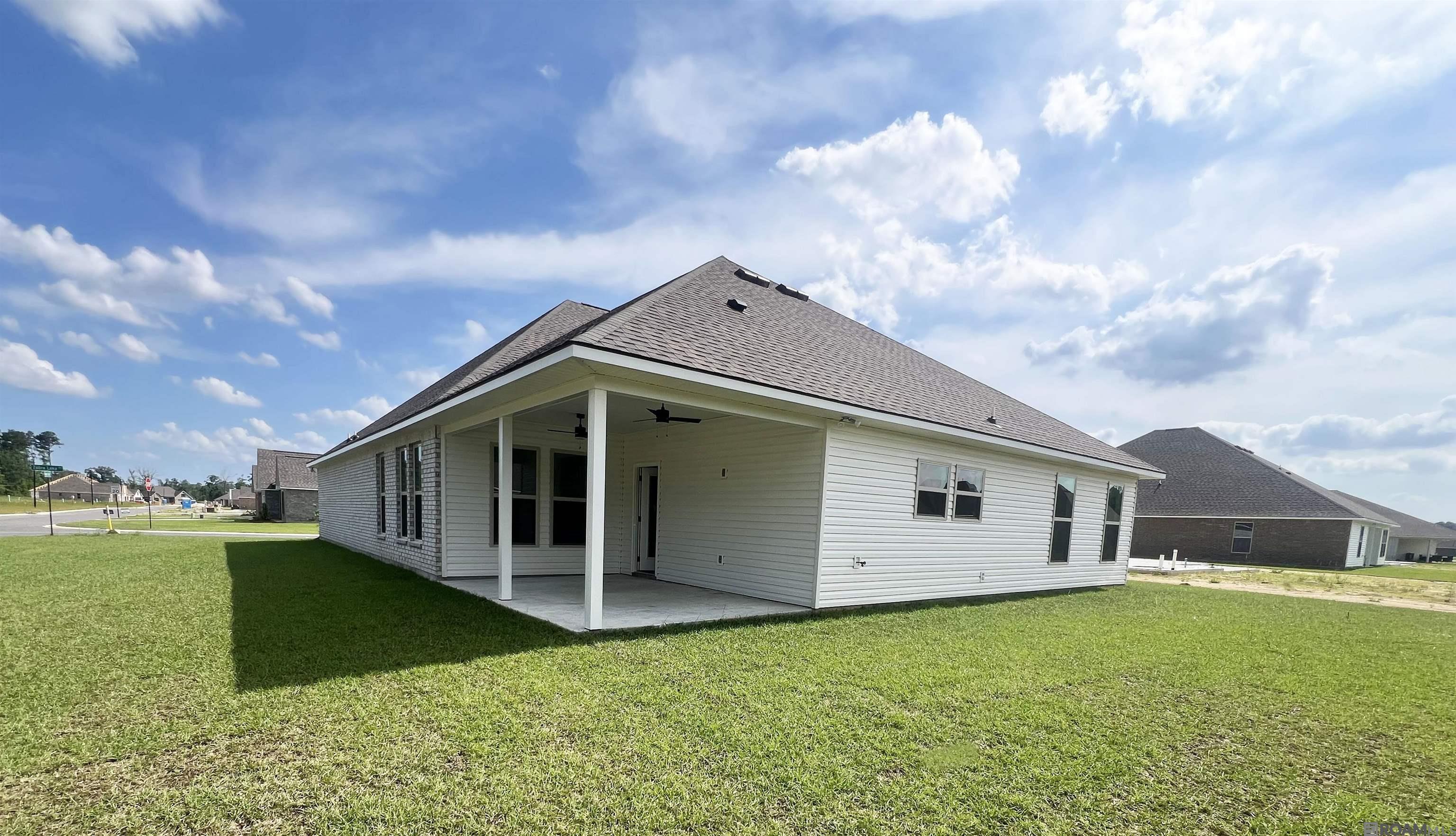 14284 Zebra Lake Dr, Denham Springs, Louisiana image 14