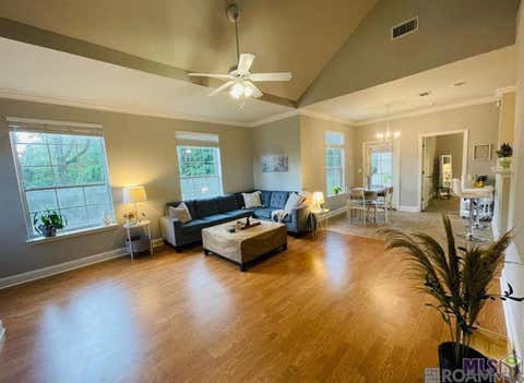 Condo For Sale - 900 Dean Lee Dr #101<br/> Baton Rouge, LA 70820