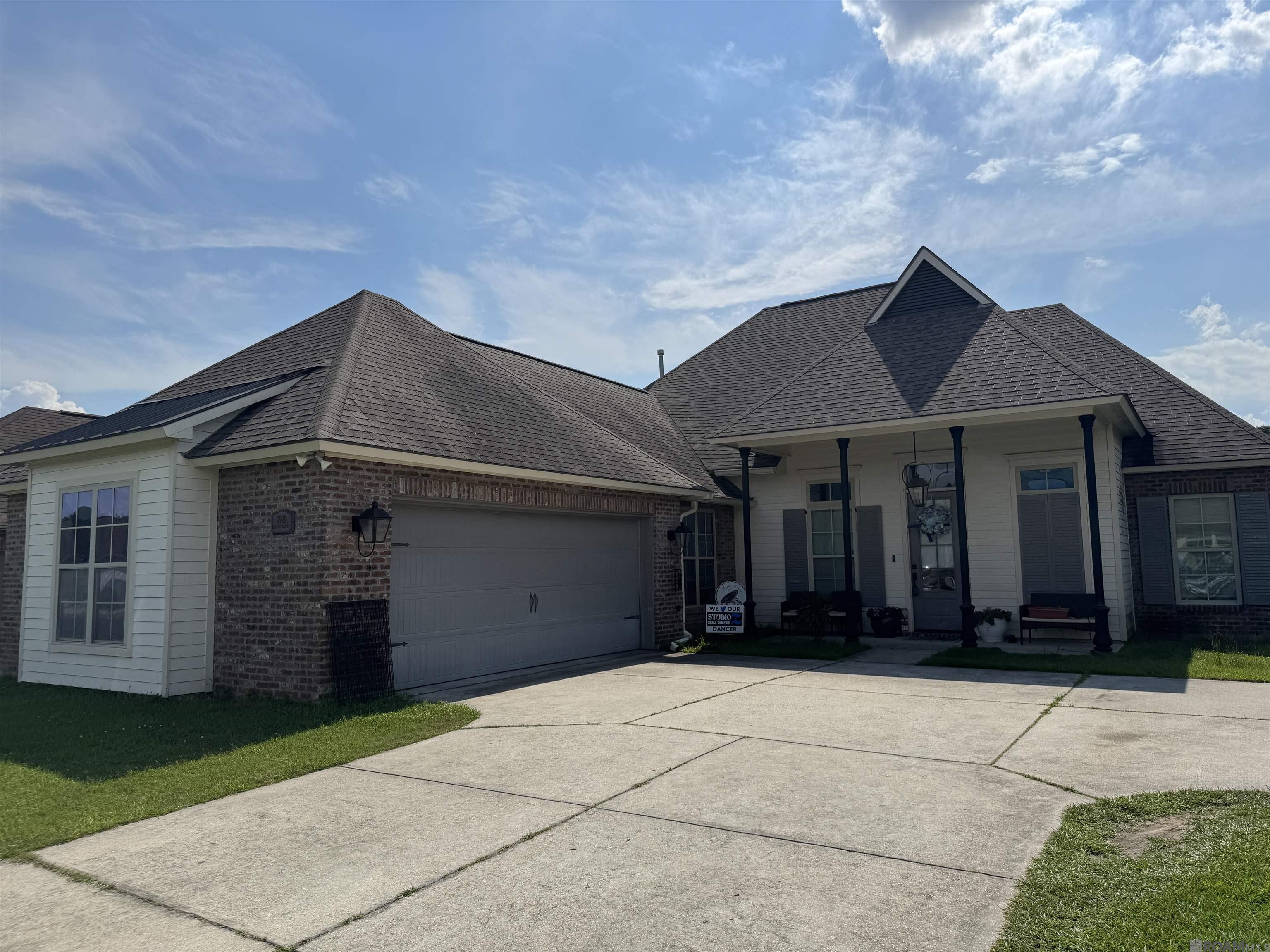 2929 Meadow Grove Ave, Zachary, Louisiana image 1