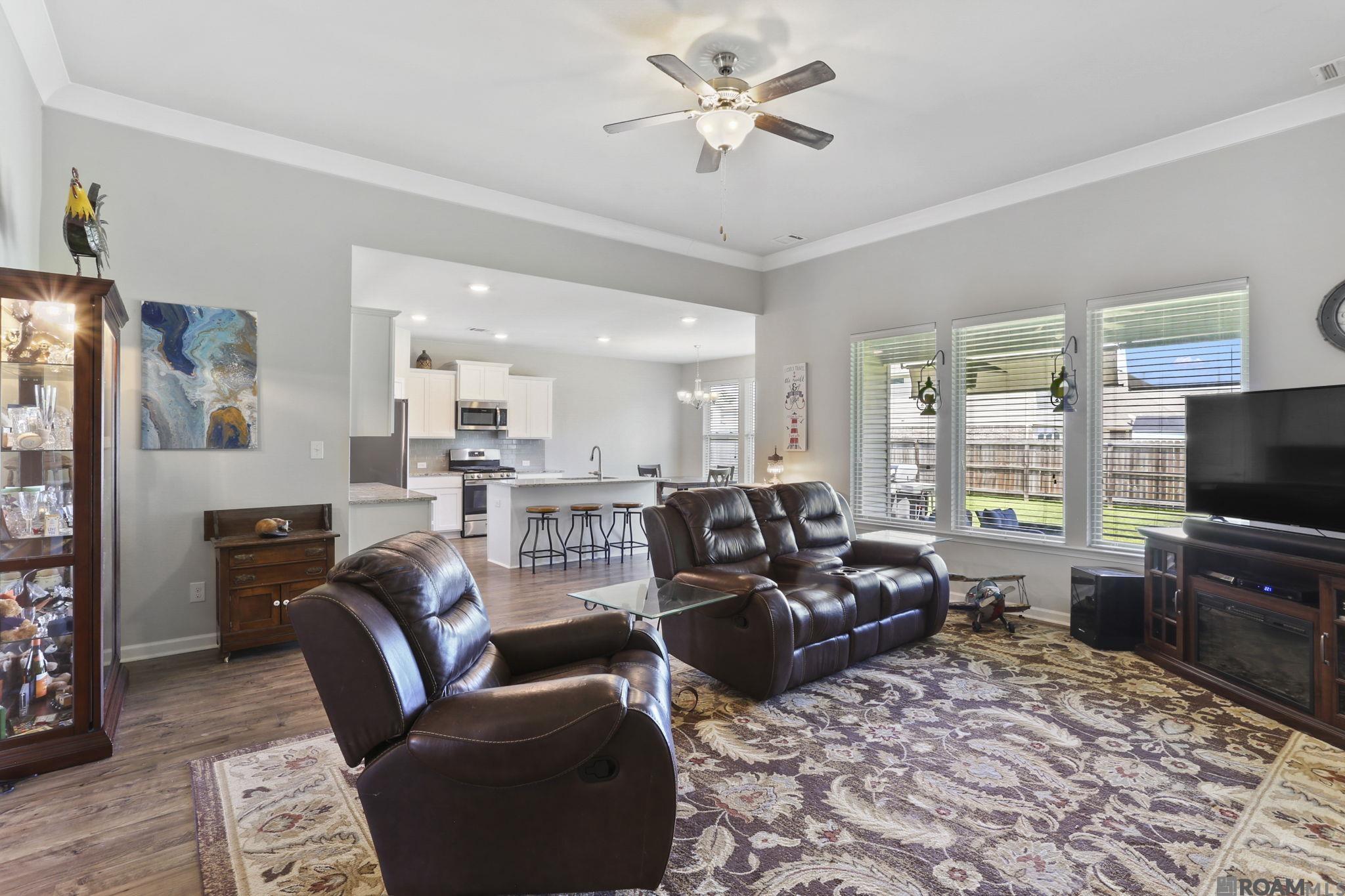 21378 Barnridge Dr, Zachary, Louisiana image 3