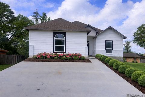 Homes For Sale - 14235 Blairstown Dr<br/> Baker, LA 70714