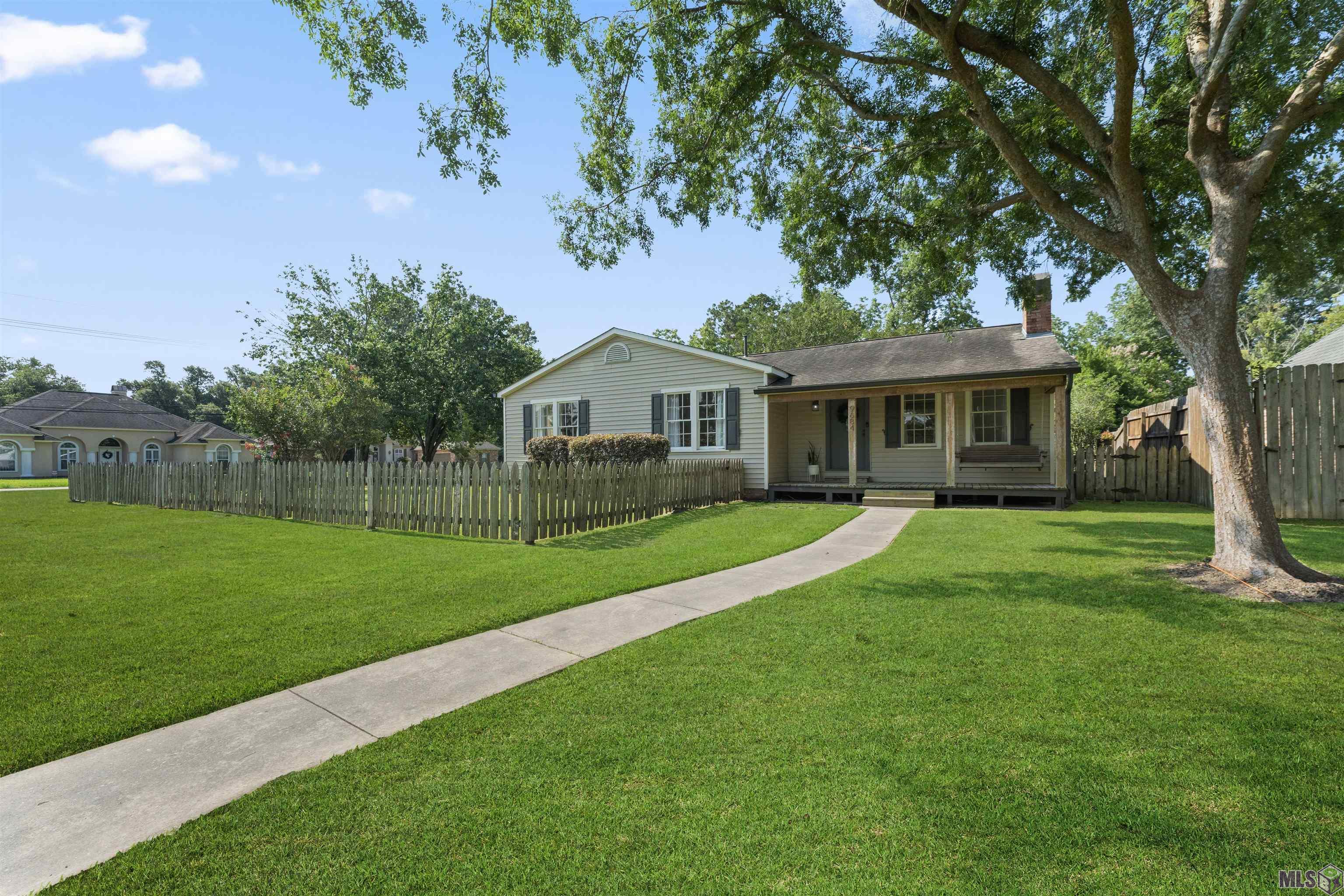 9684 Oliphant Rd, Saint George, Louisiana image 1