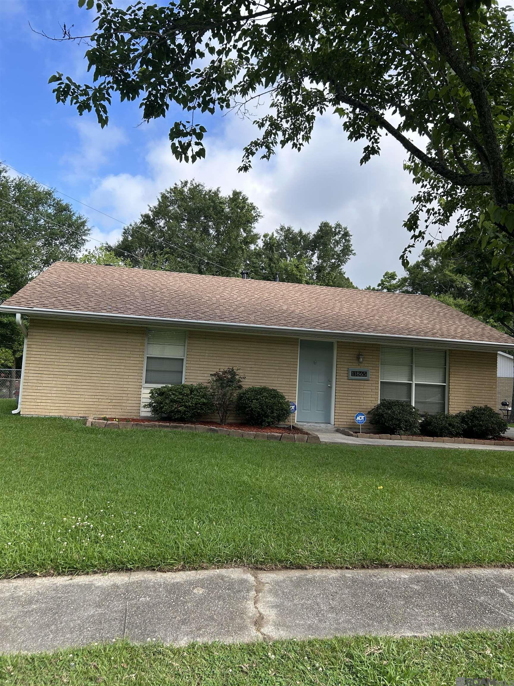 11865 Baylor Dr, Baton Rouge, Louisiana image 1