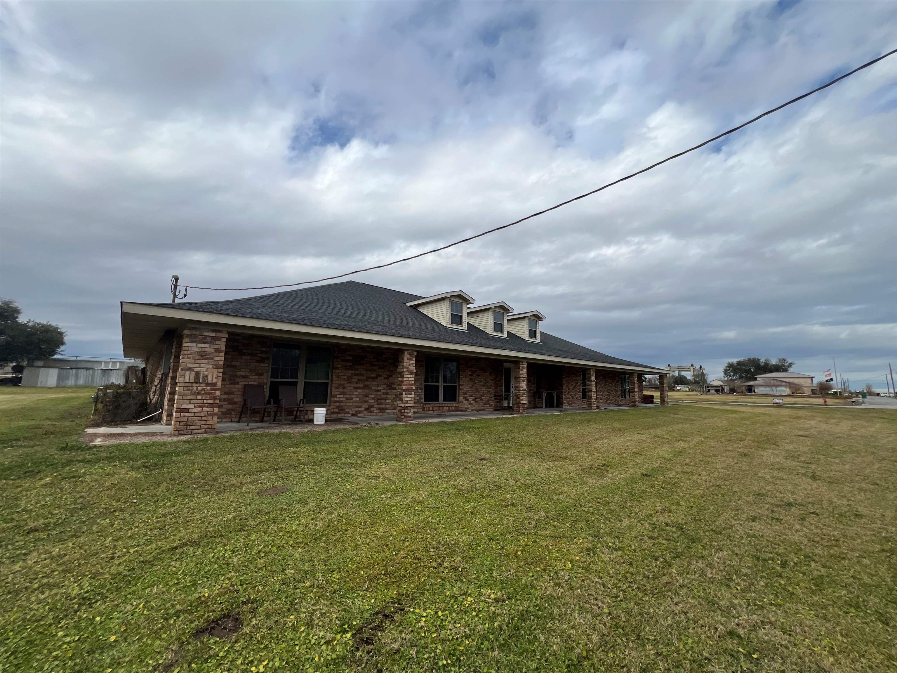 215 W 16th St, Larose, Louisiana image 3