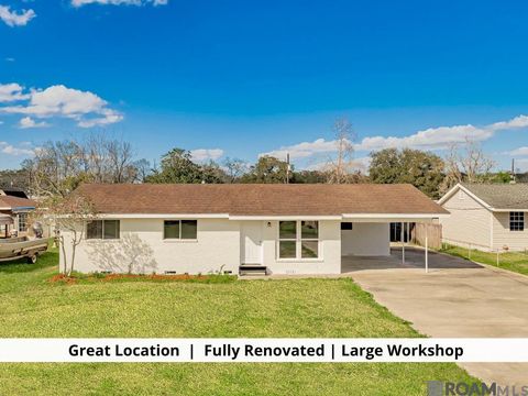 Homes For Sale - 131 James St<br/> Assumption County, Pierre Part, LA 70339