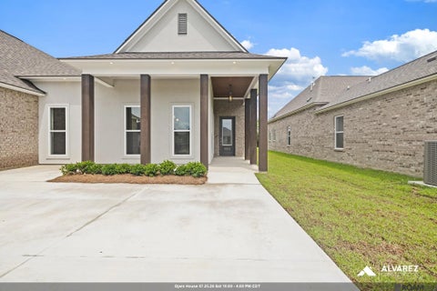 Homes For Sale - 9915 Oak Colony Blvd<br/> East Baton Rouge County, Baton Rouge, LA 70817