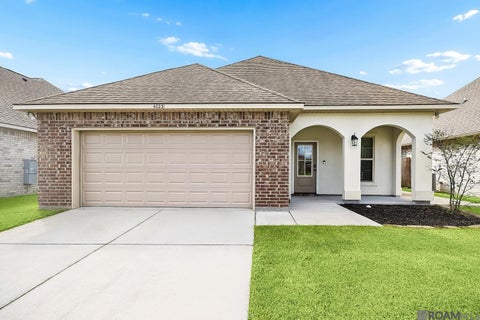 Homes For Sale - 40231 Maddie Dr<br/> Prairieville, LA 70769