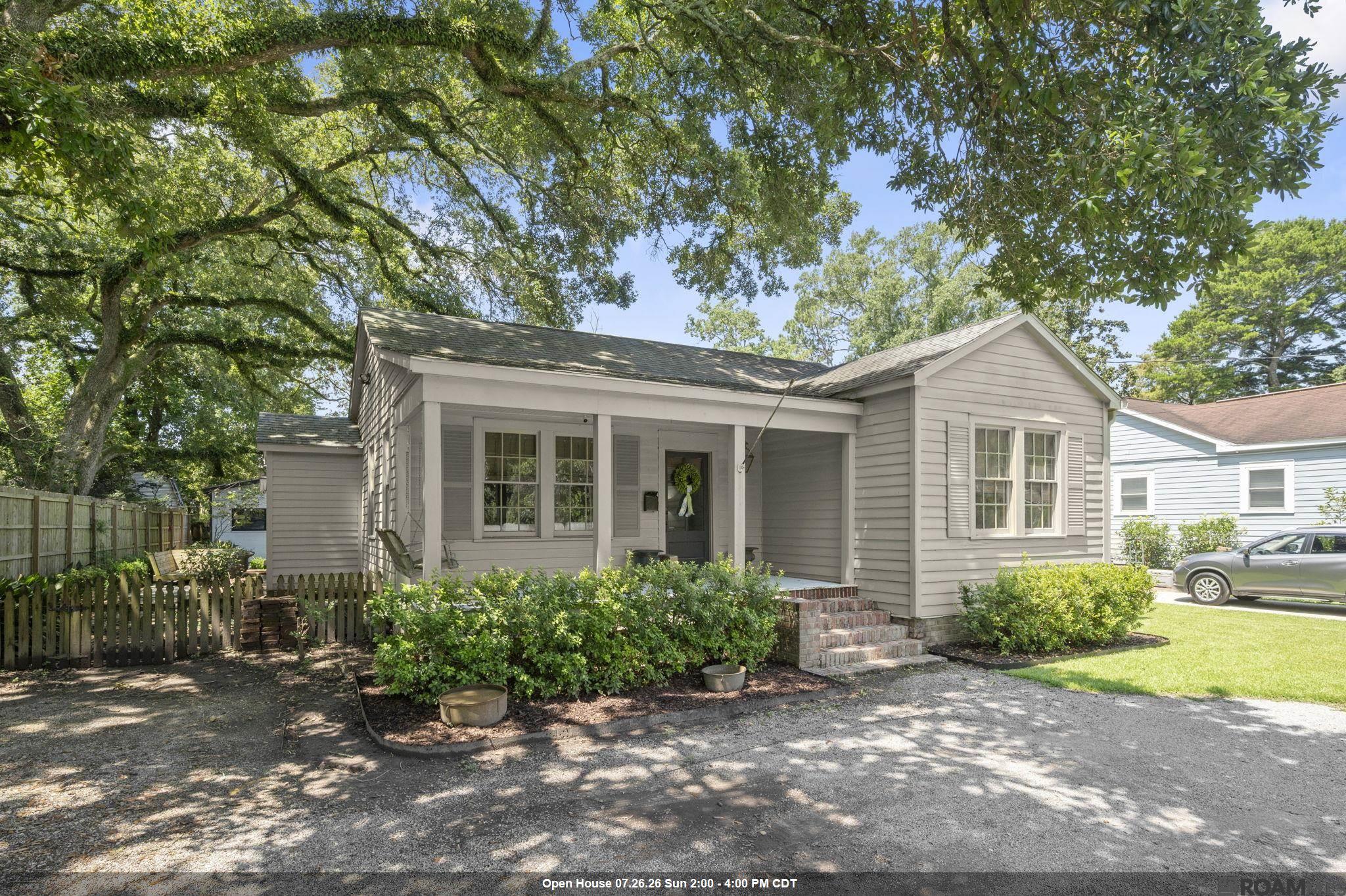 Photo 1 of 27 — 4266 Hyacinth Ave, Baton Rouge, LA 70808