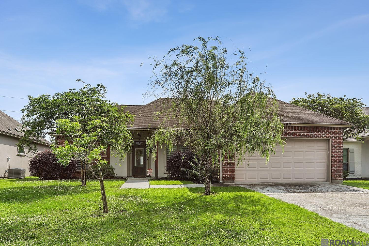 10747 Fenway Ln, Denham Springs, Louisiana image 1