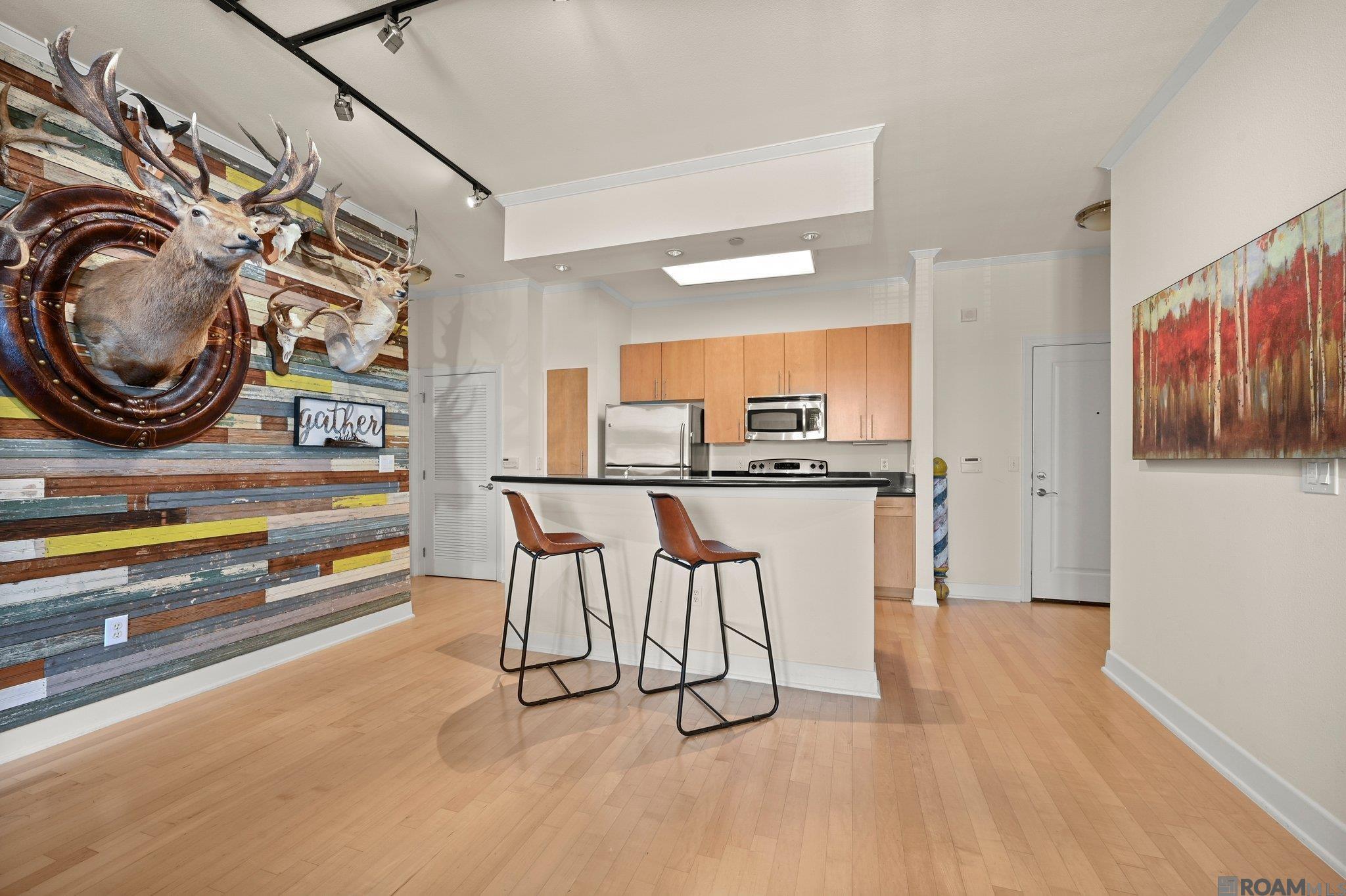 7707 Bluebonnet Blvd #318