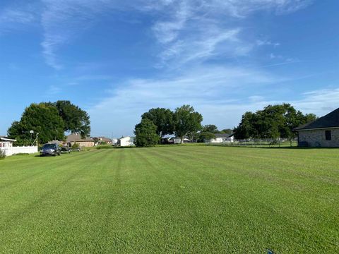 Vacant Land For Sale - 212 Jeff Dr<br/> Houma, LA 70343