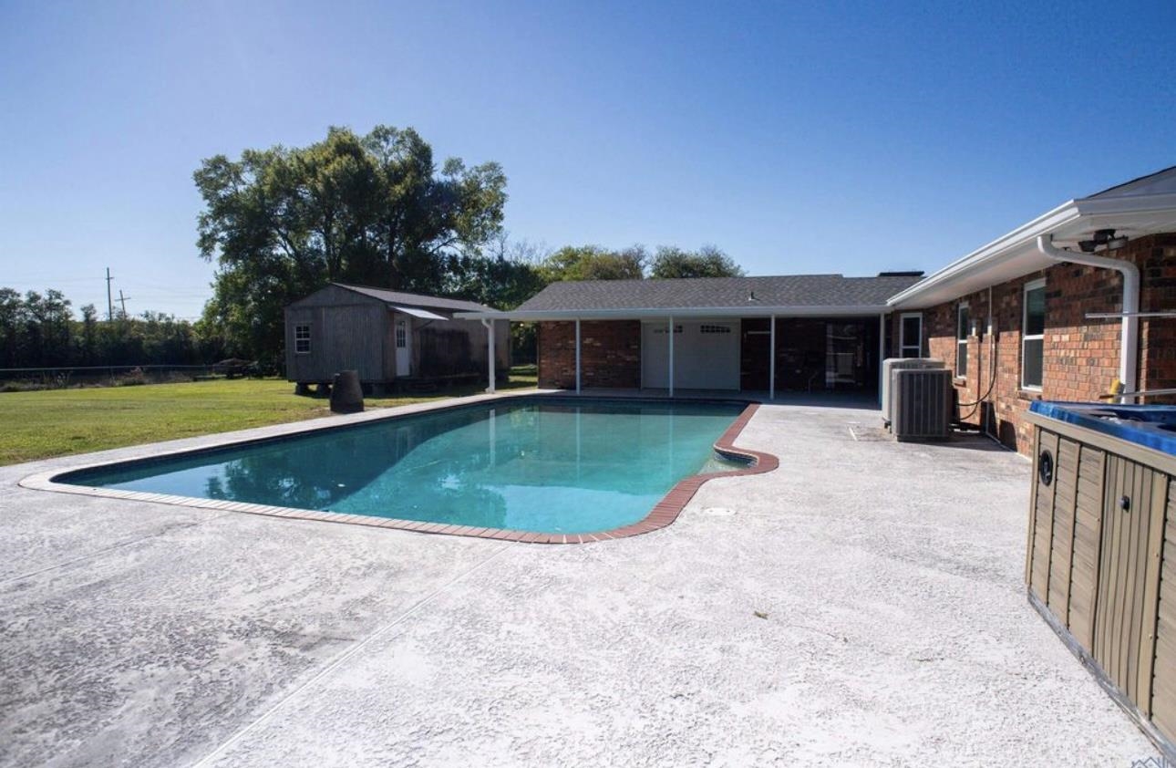 9798 East Park Ave, Houma, Louisiana image 4
