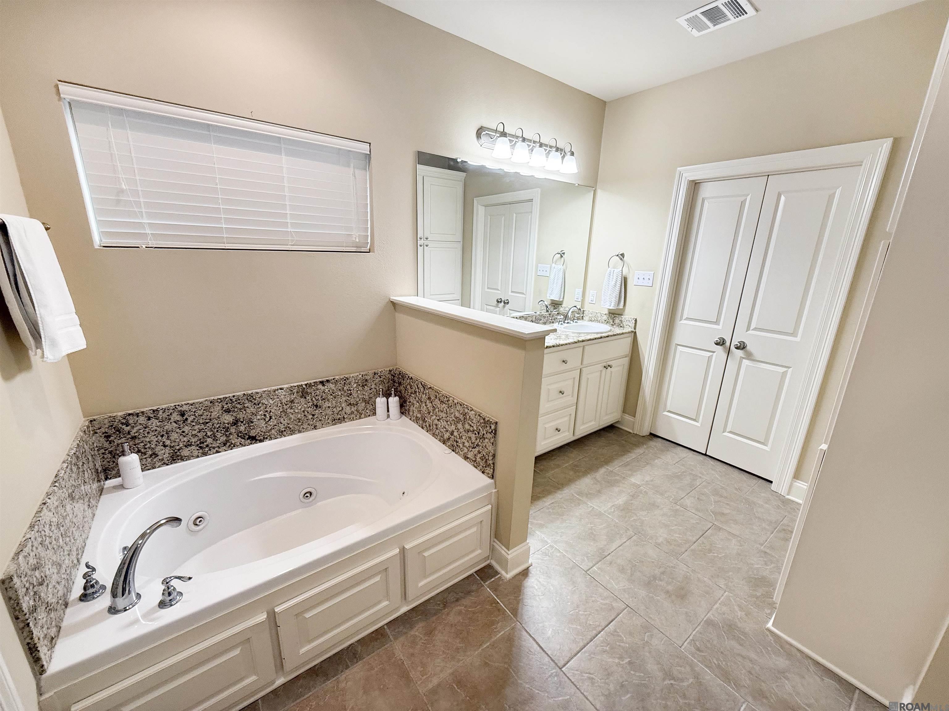 17958 Spring Creek Dr, Baton Rouge, Louisiana image 16