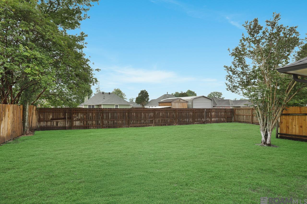 17076 Hunters Trace St W, Prairieville, Louisiana image 25