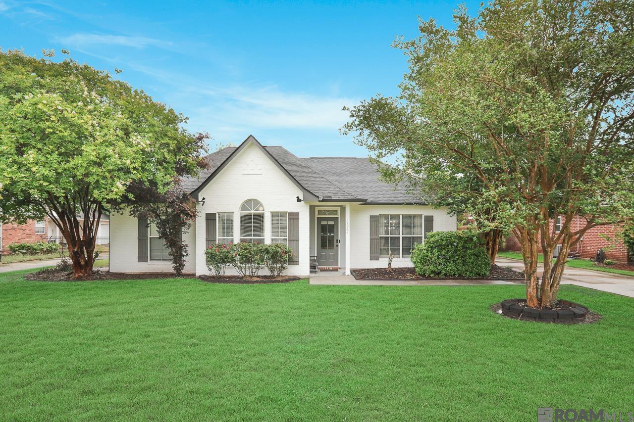 17076 Hunters Trace St W, Prairieville, Louisiana image 2
