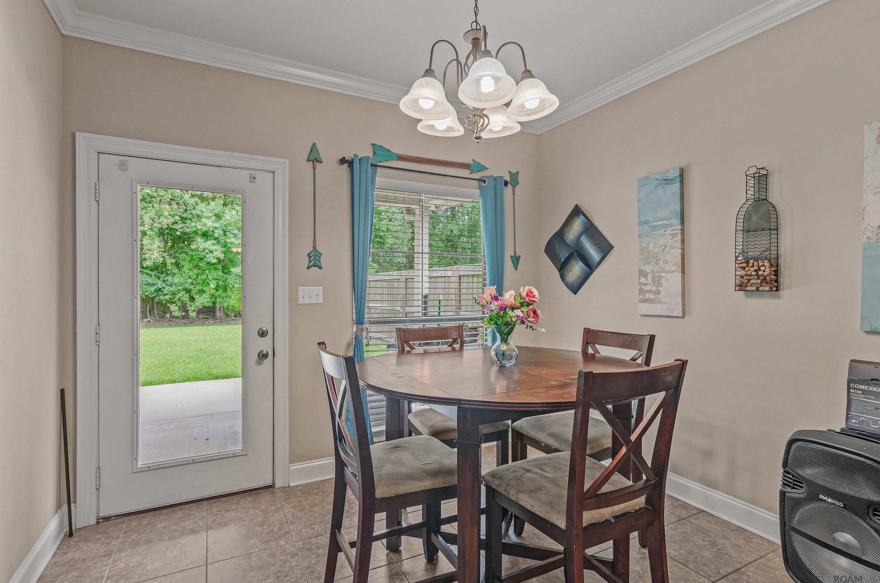 39138 Balmoral Dr
