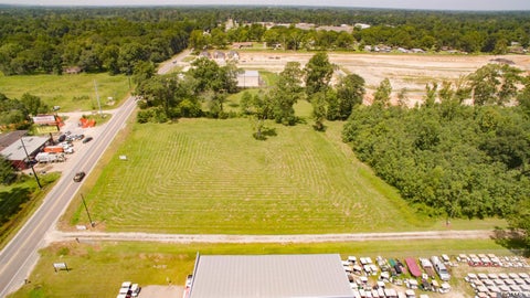 Vacant Land For Sale - 8611 Florida Blvd<br/> Denham Springs, LA 70726