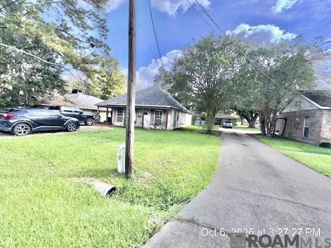 Homes For Sale - 317 E Sanders St<br/> Ascension County, Gonzales, LA 70737