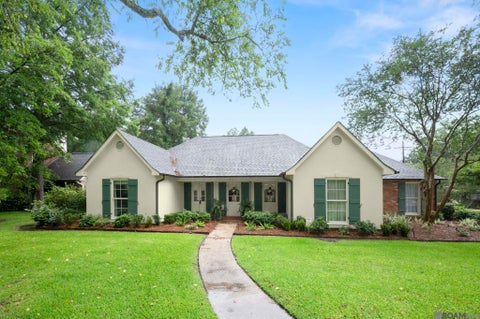Homes For Sale - 7510 Old Sturbridge Ln<br/> Baton Rouge, LA 70806