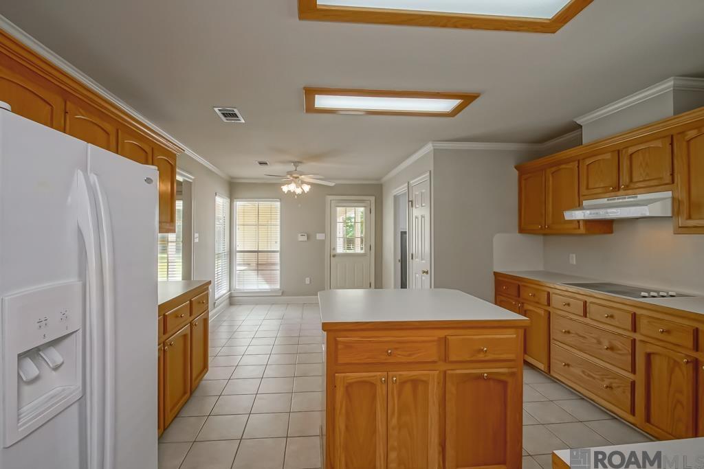 36499 Manchac Trace Ave, Prairieville, Louisiana image 5