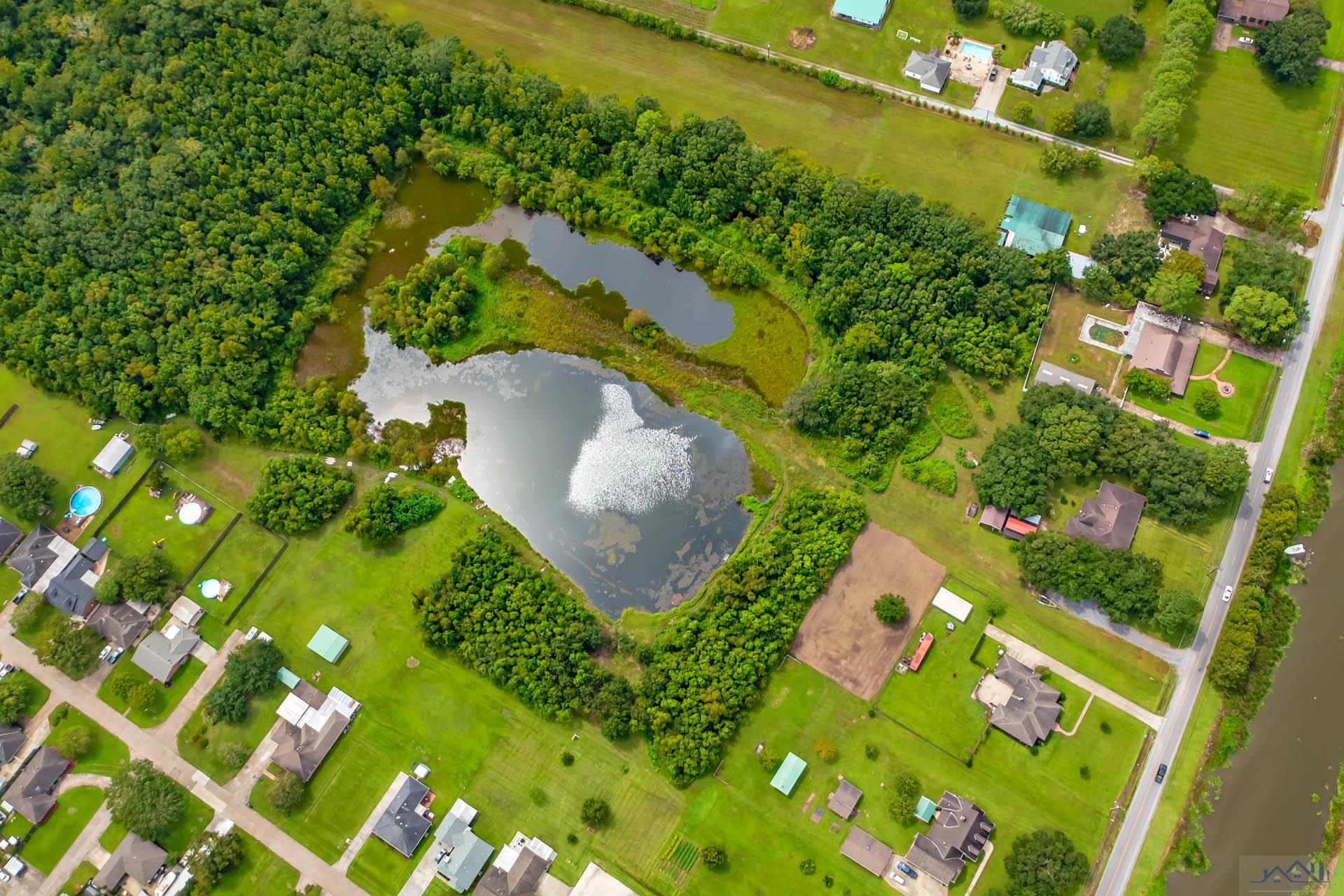 106 St Agnes Drive, Bourg, Louisiana image 3