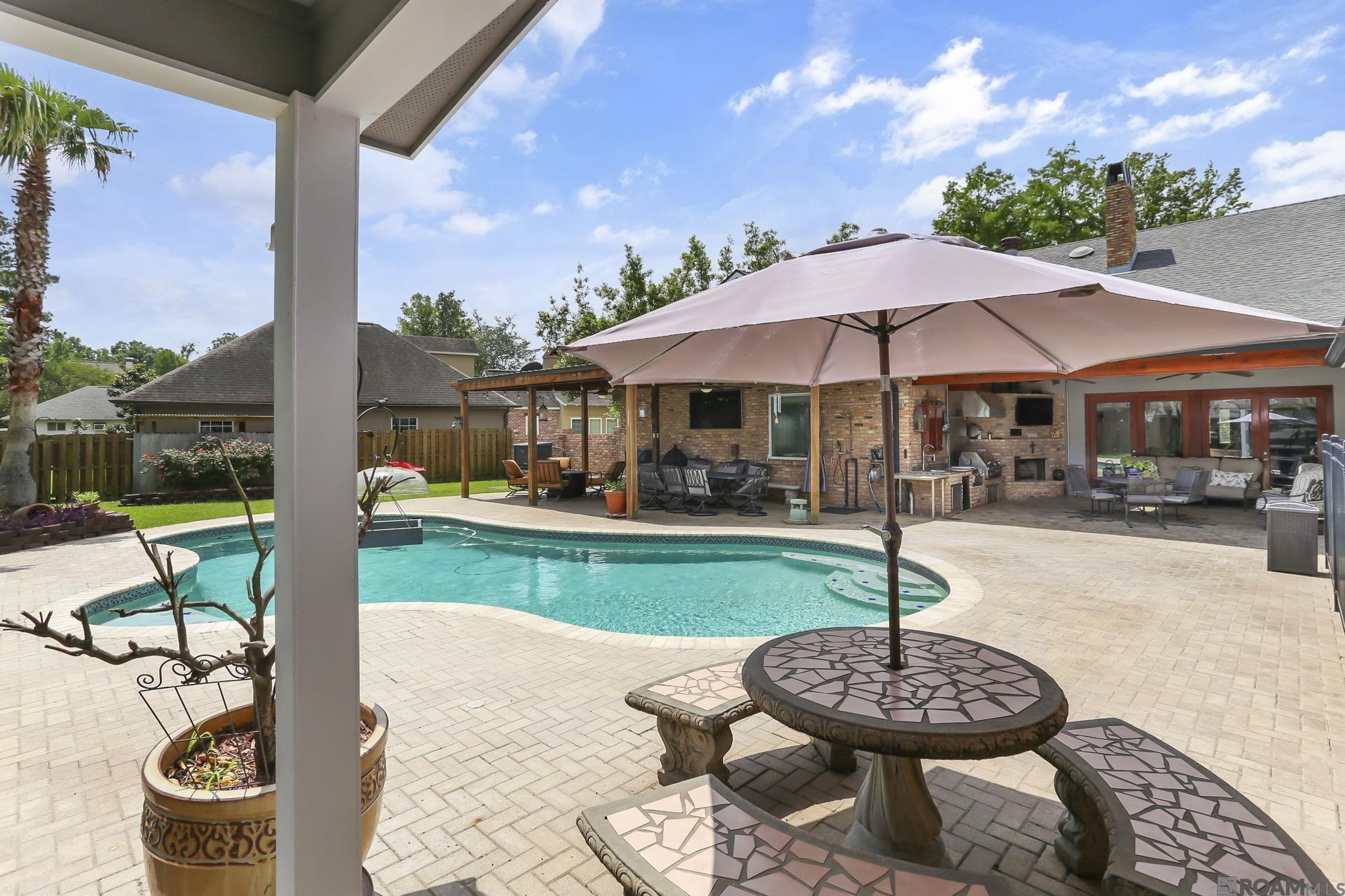 542 High Lake Dr, Baton Rouge, Louisiana image 31