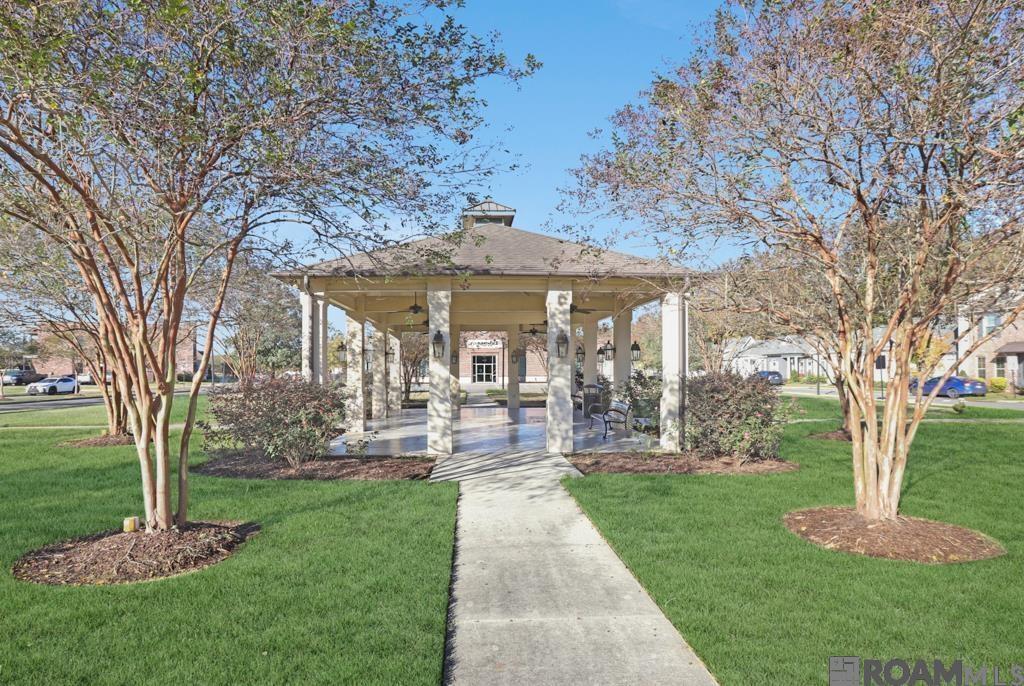 12923 N Vieux Carre Circle, Baton Rouge, Louisiana image 2