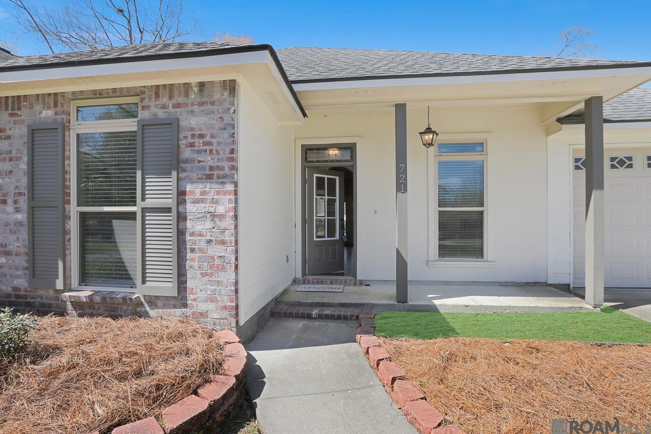721 Poplar St, Denham Springs, Louisiana image 2