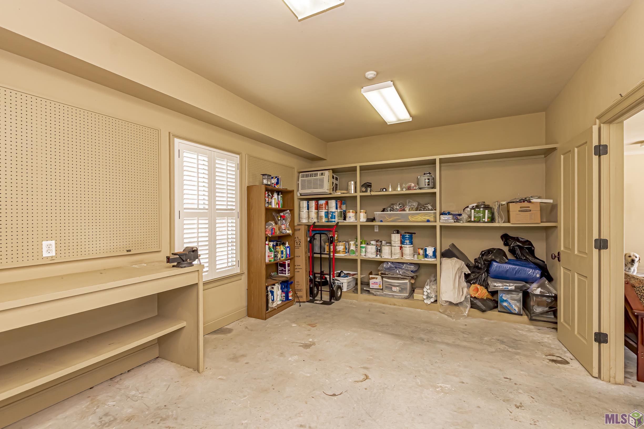 2005 Laurel Lakes Ave, Baton Rouge, Louisiana image 40