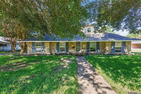 Homes For Sale - 1456 Tara Blvd<br/> East Baton Rouge County, Baton Rouge, LA 70806