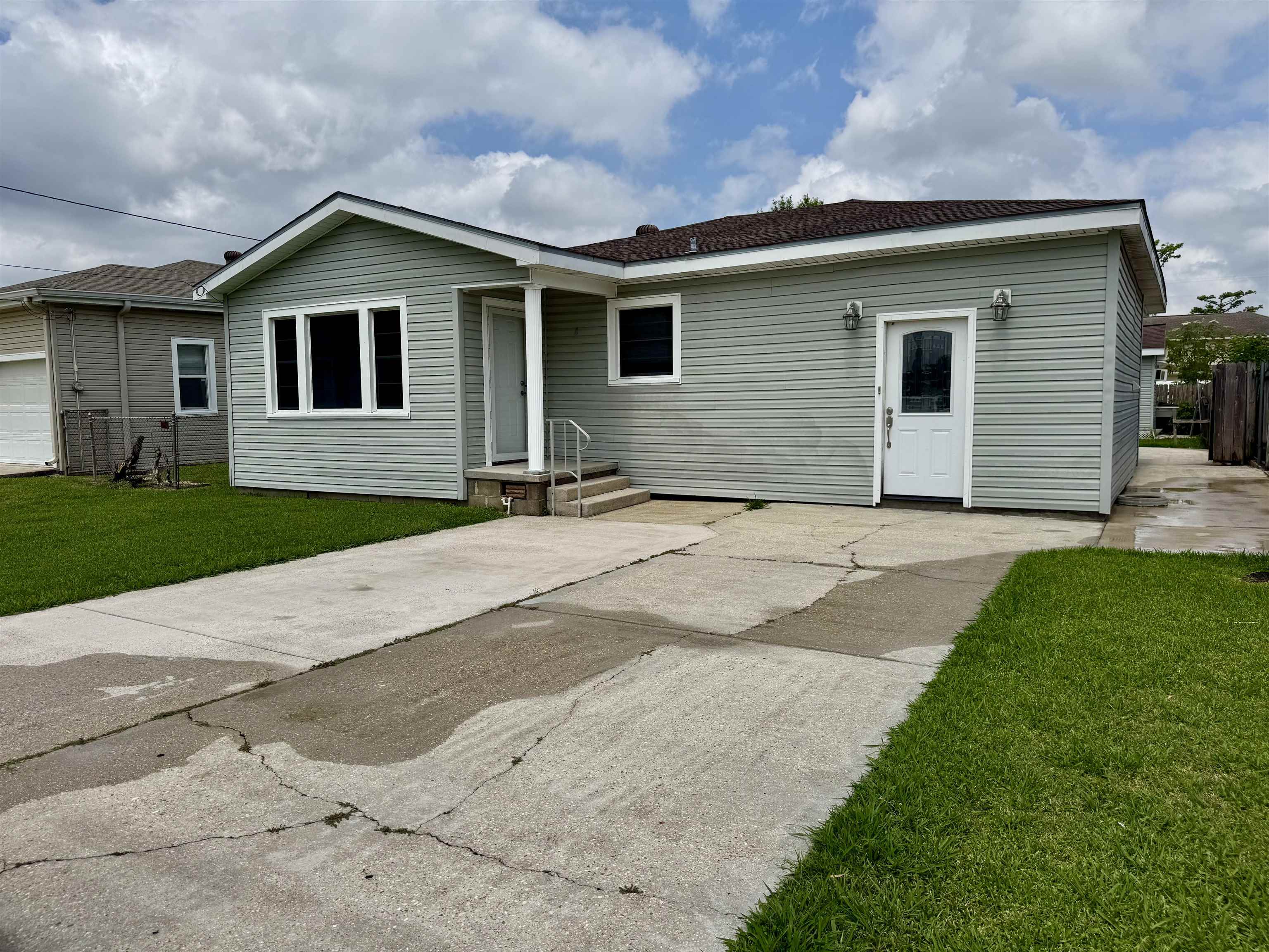 1612 Maple St, Morgan City, Louisiana image 2
