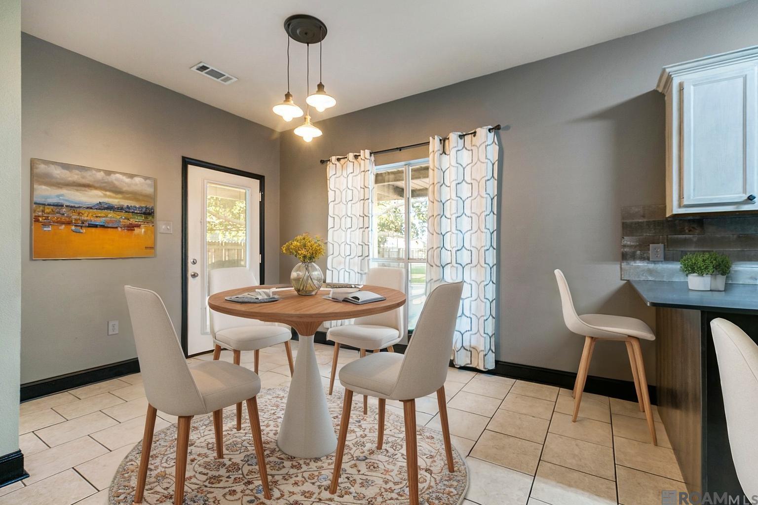 16369 W Great Oak Ct