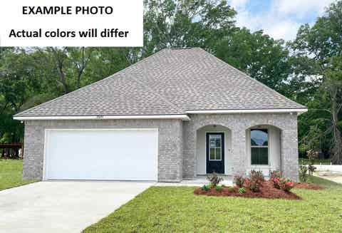 Homes For Sale - 302 Sophie Dr<br/> Houma, LA 70364