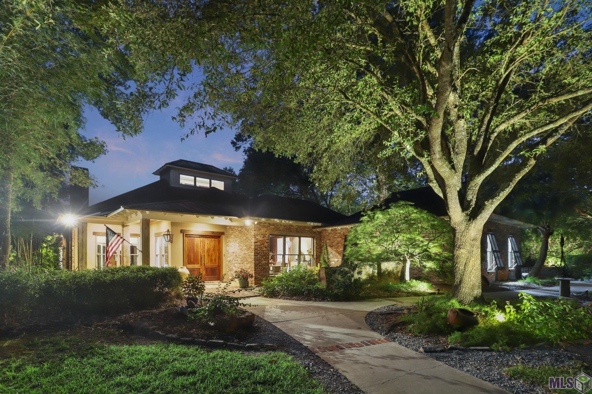 16056 Highland Bluff Ct, Baton Rouge, Louisiana image 2