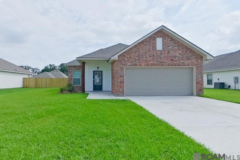 Homes For Rent - 102 Rainfall Lane<br/> Lafayette County, Carencro, LA 70520
